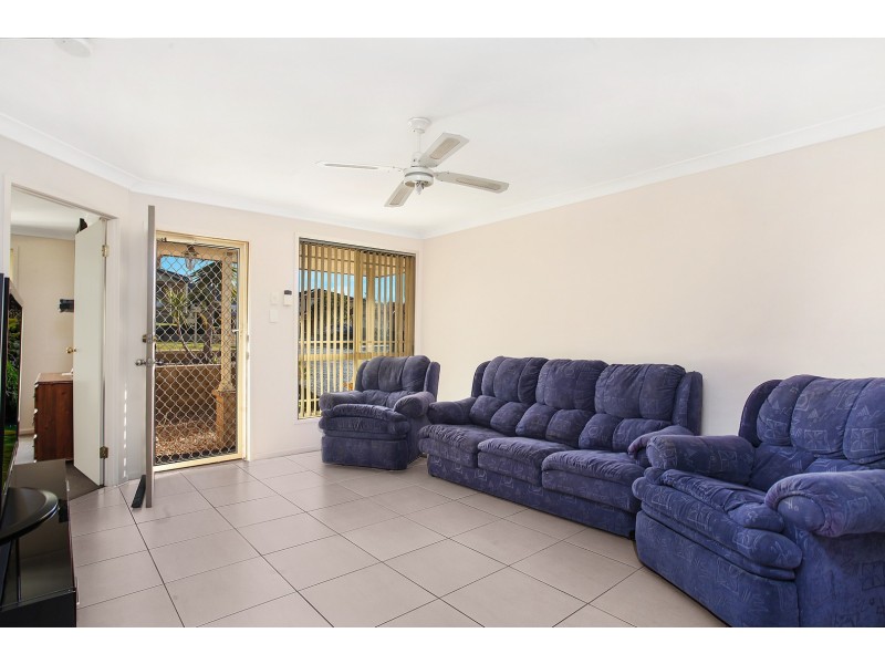 31 Esperance Drive, Albion Park NSW 2527