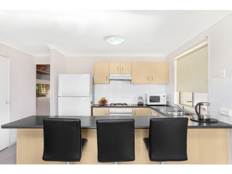 31 Esperance Drive, Albion Park NSW 2527