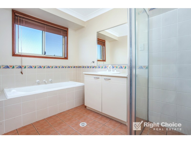 14 Campaspe Circuit, Albion Park NSW 2527