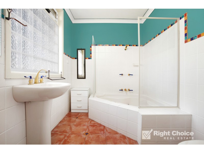 87 Fisher Street, Oak Flats NSW 2529