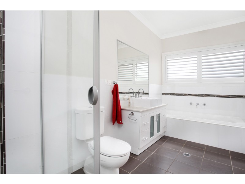 17 Augusta Parkway, Shell Cove NSW 2529