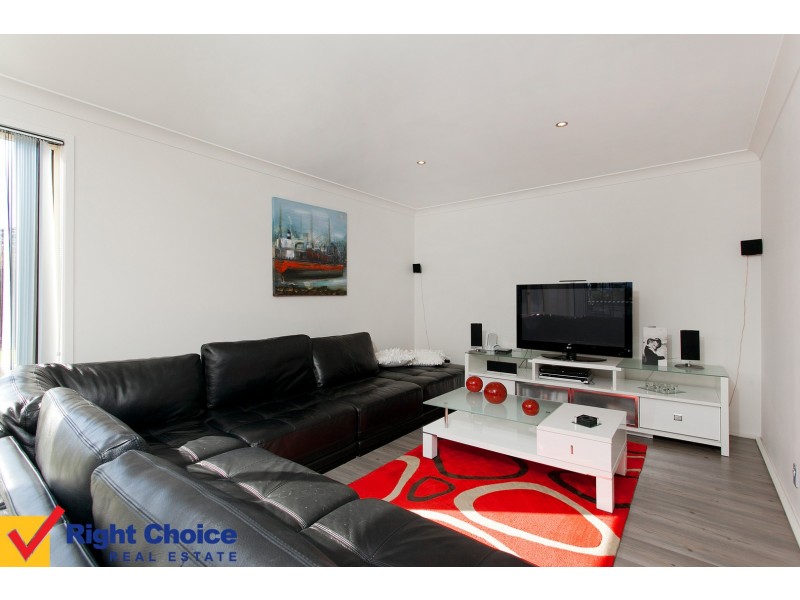 7 Robb Street, Albion Park NSW 2527