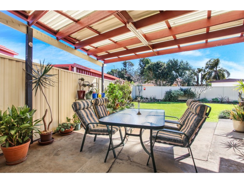 4 Gould Place, Lake Illawarra NSW 2528