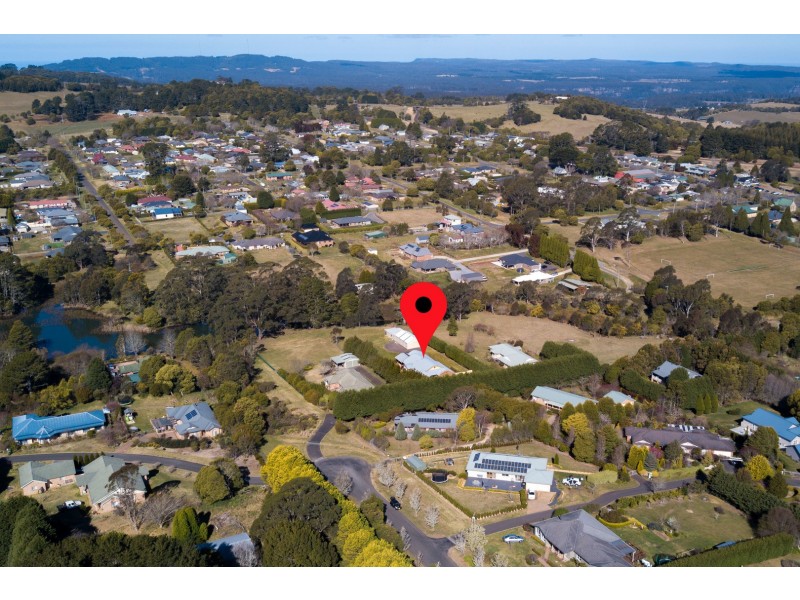 35 May Street, Robertson NSW 2577