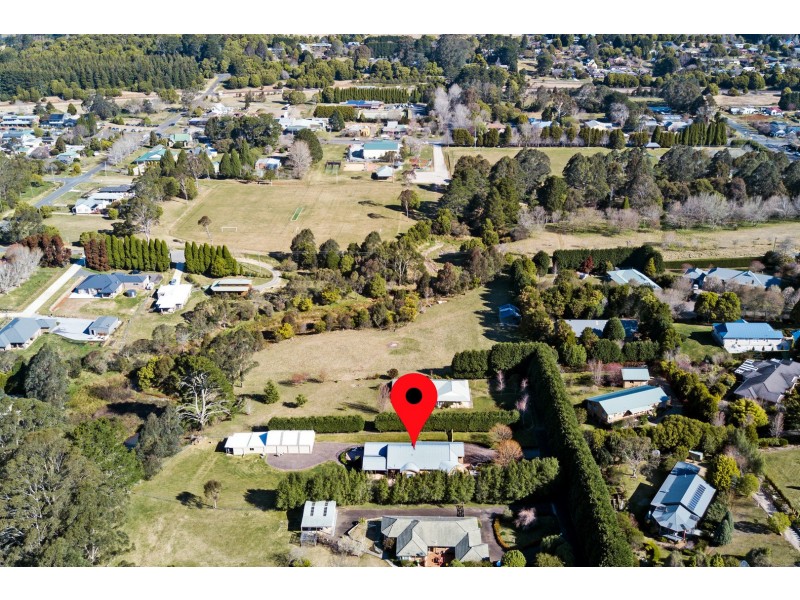 35 May Street, Robertson NSW 2577