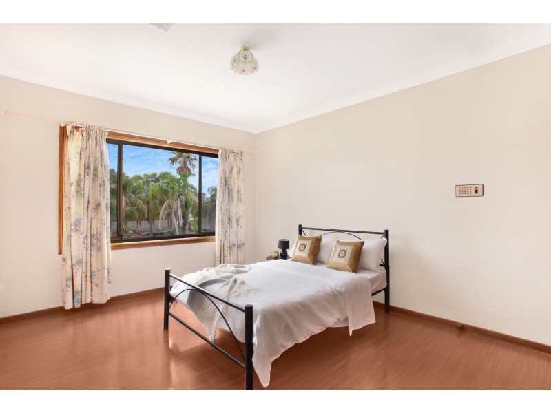 6 Ocean Beach Drive, Shellharbour NSW 2529