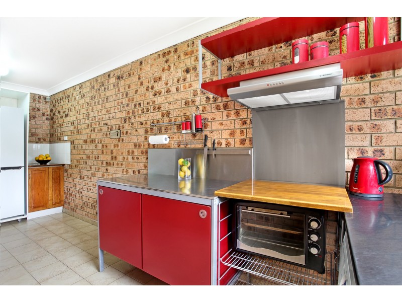 6 Ocean Beach Drive, Shellharbour NSW 2529