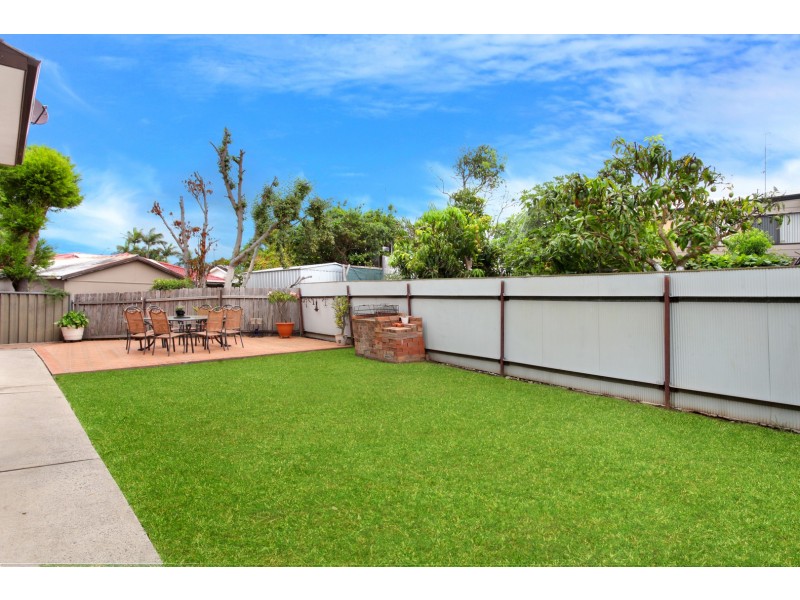 6 Ocean Beach Drive, Shellharbour NSW 2529