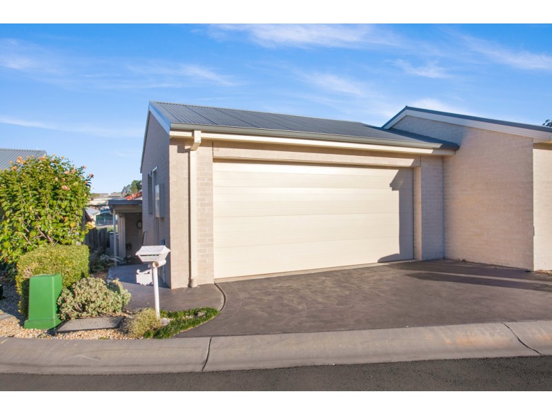 16 Mountainview Mews, Albion Park NSW 2527