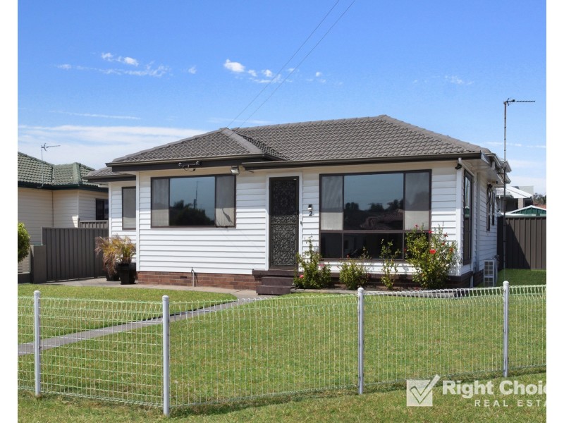 2 Corona Avenue, Lake Illawarra NSW 2528