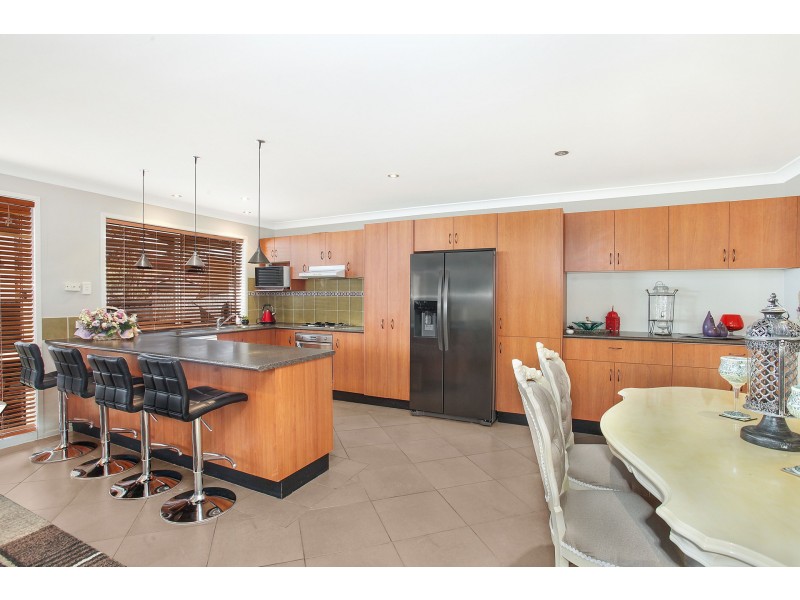 23 Oakwood Place, Horsley NSW 2530