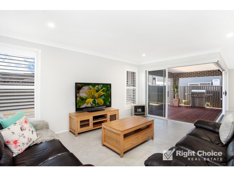 49 Brushgrove Circuit, Calderwood NSW 2527