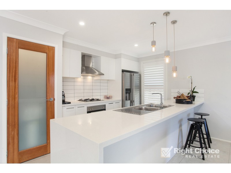 49 Brushgrove Circuit, Calderwood NSW 2527