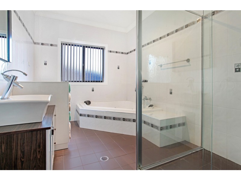 3 Whittaker Street, Flinders NSW 2529
