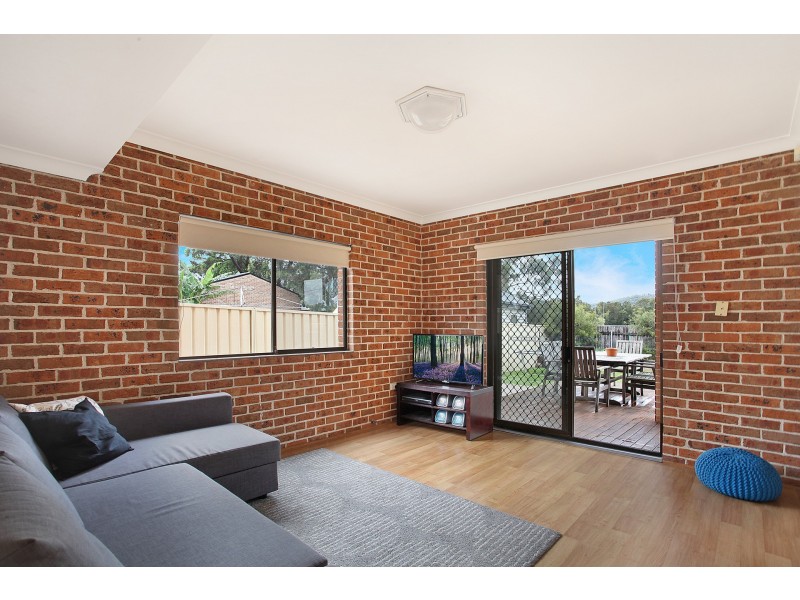 93 Fisher Street, Oak Flats NSW 2529