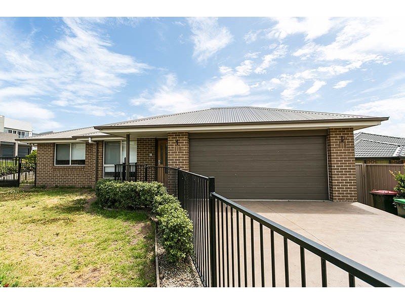 2 Dillon Road, Flinders NSW 2529