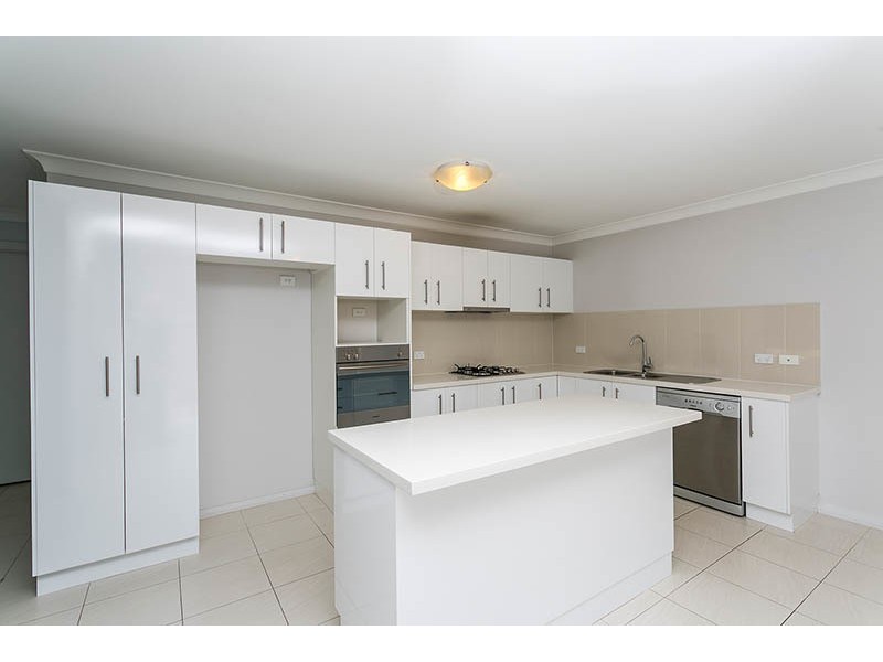 2 Dillon Road, Flinders NSW 2529