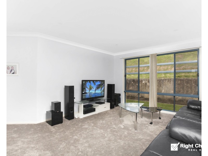 8 Ashton Close, Albion Park NSW 2527