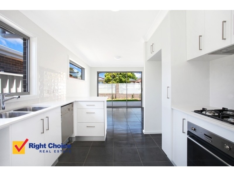 2/19 Tabourie Close, Flinders NSW 2529