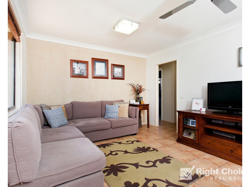 18 Bloodwood Place, Albion Park Rail NSW 2527