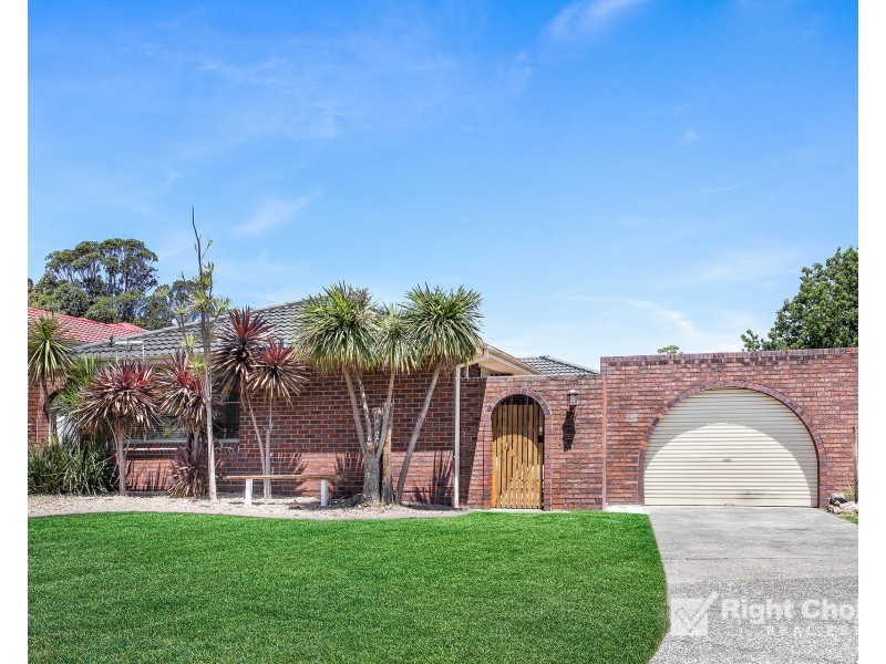 51 Goolagong Circuit, Mount Warrigal NSW 2528