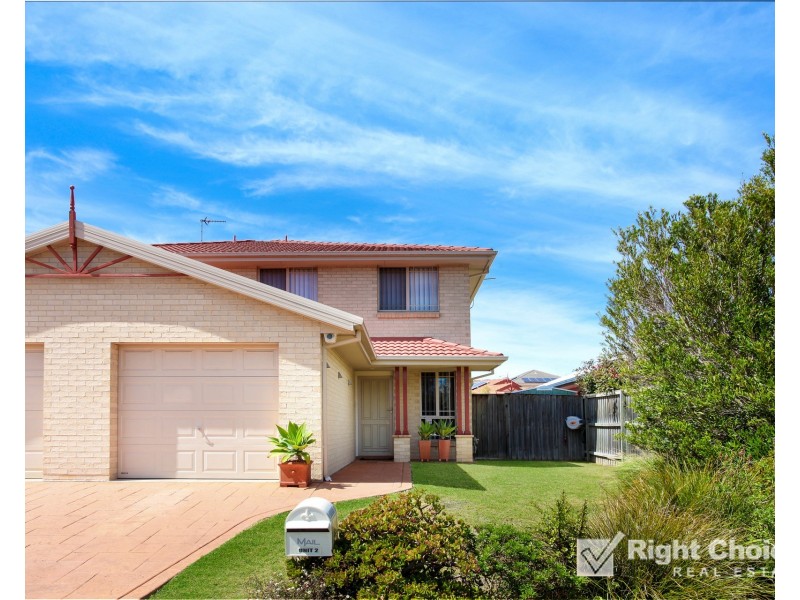 2/4 Burdekin Drive, Albion Park NSW 2527