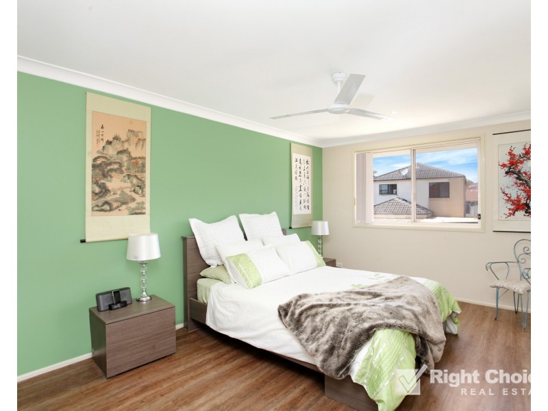 2/4 Burdekin Drive, Albion Park NSW 2527