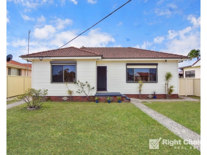 7 Oaklands Avenue, Windang NSW 2528