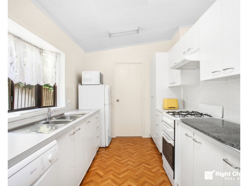 5 Armstrong Crescent, Robertson NSW 2577