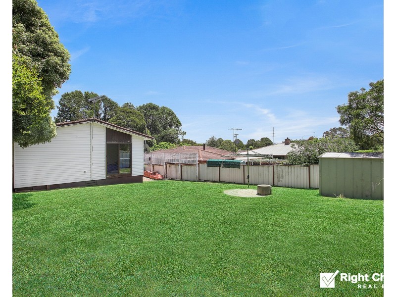 5 Armstrong Crescent, Robertson NSW 2577