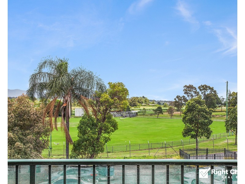 2/122B Tongarra Road, Albion Park NSW 2527