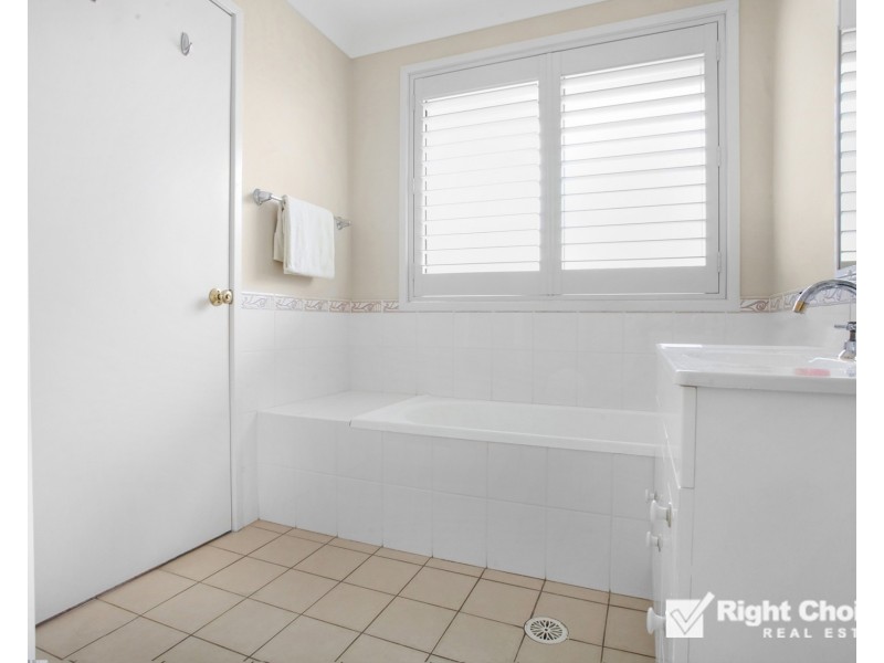 2/41 Campaspe Circuit, Albion Park NSW 2527