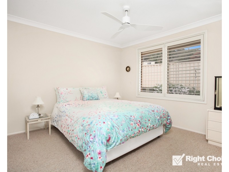 2/41 Campaspe Circuit, Albion Park NSW 2527