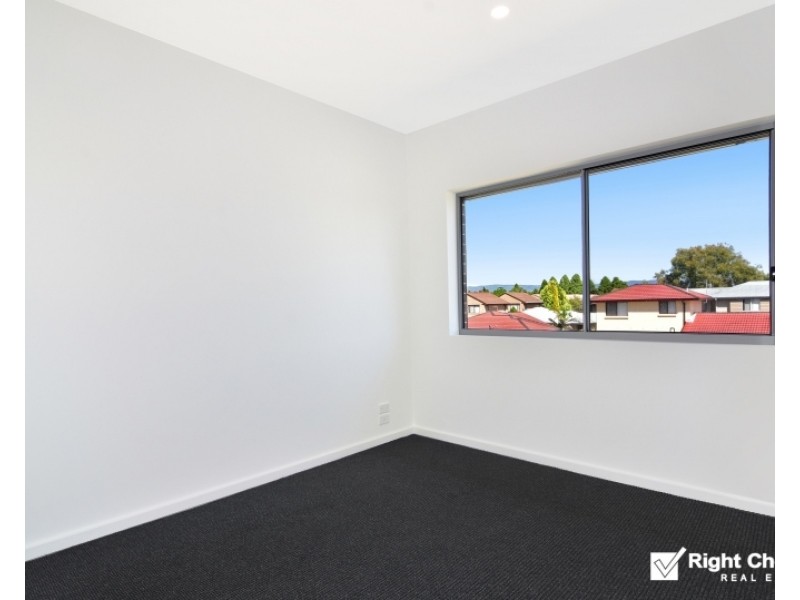 5/30 Peterborough Avenue, Lake Illawarra NSW 2528