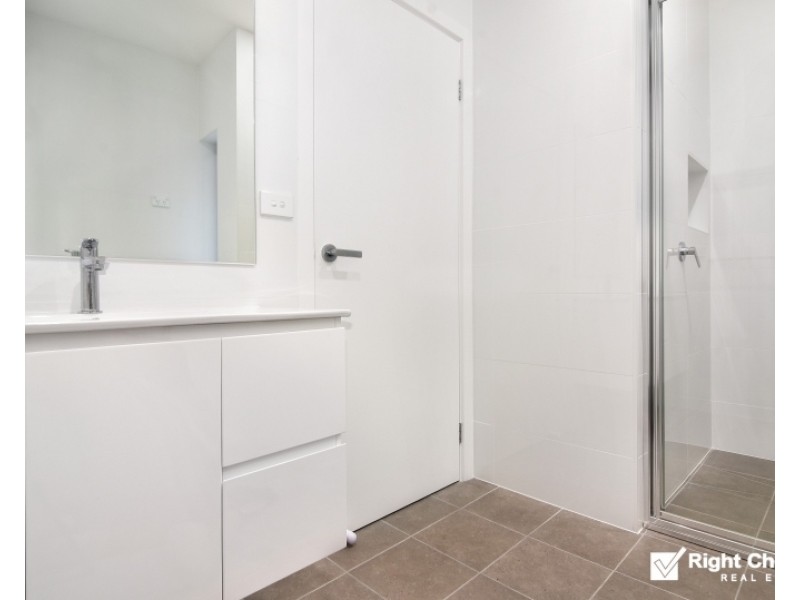 5/30 Peterborough Avenue, Lake Illawarra NSW 2528