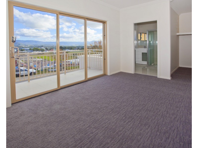 75a Albatross Drive, Blackbutt NSW 2529