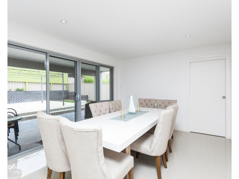 14 Pine Valley Place, Shell Cove NSW 2529