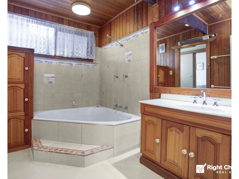 2 Lagoon Street, Barrack Heights NSW 2528