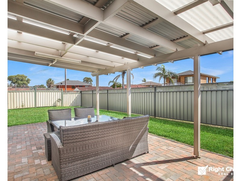 8 Lachlan Avenue, Barrack Heights NSW 2528