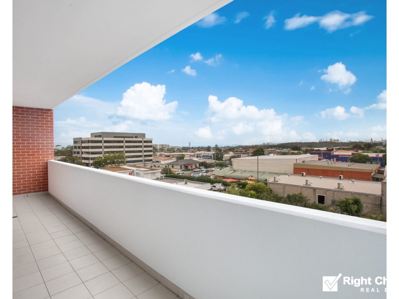 404/27 Atchison Street, Wollongong NSW 2500