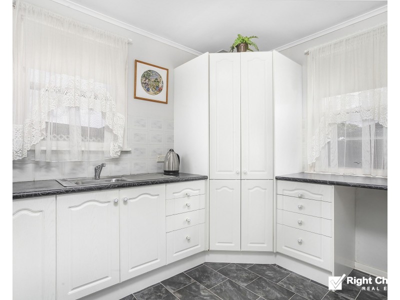 8 Walters Street, Warilla NSW 2528