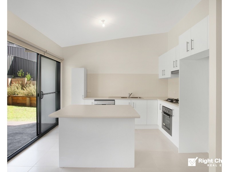 4/1-3 Hingston Close, Lake Heights NSW 2502