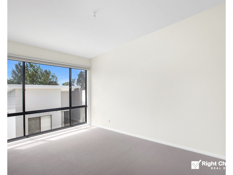 4/1-3 Hingston Close, Lake Heights NSW 2502