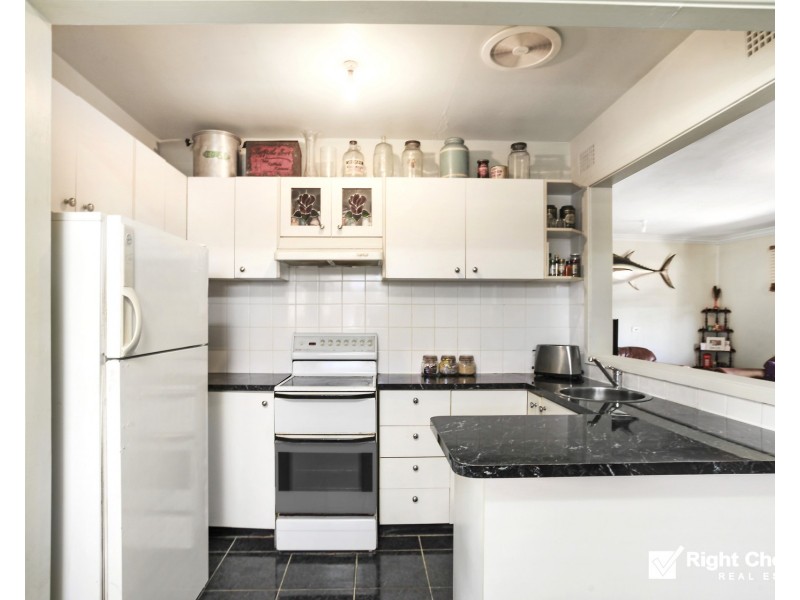 18 Moles Street, Albion Park NSW 2527