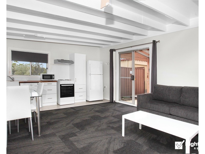 237 Princes Highway, Albion Park Rail NSW 2527