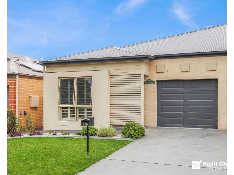 2/5 Maple Street, Albion Park Rail NSW 2527