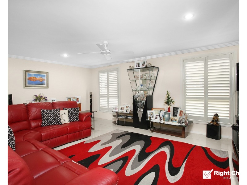 2/5 Maple Street, Albion Park Rail NSW 2527