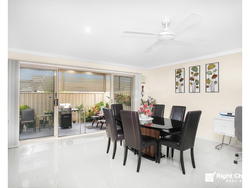2/5 Maple Street, Albion Park Rail NSW 2527