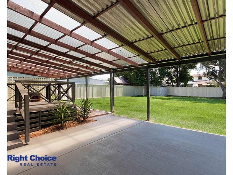 6 Griffiths Street, Oak Flats NSW 2529