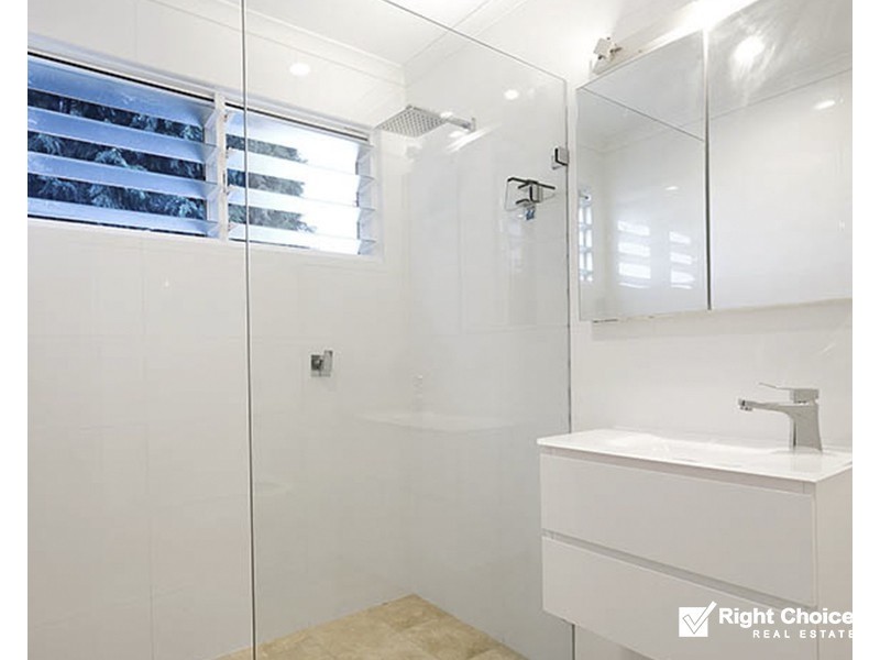 65 Scenic Crescent, Albion Park NSW 2527